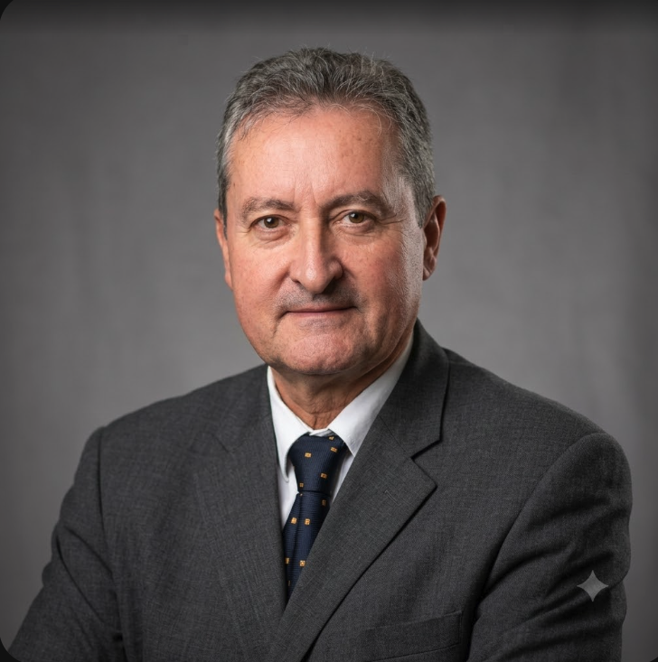 Dr. Iñaki Ferrando